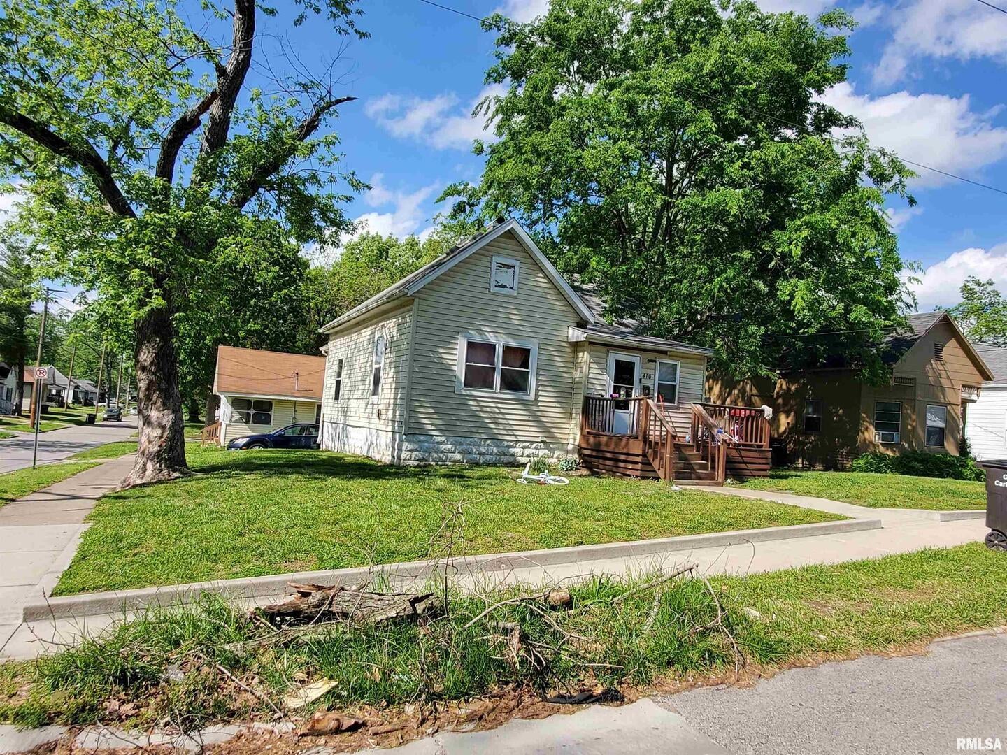 410 W Sycamore Street — photo