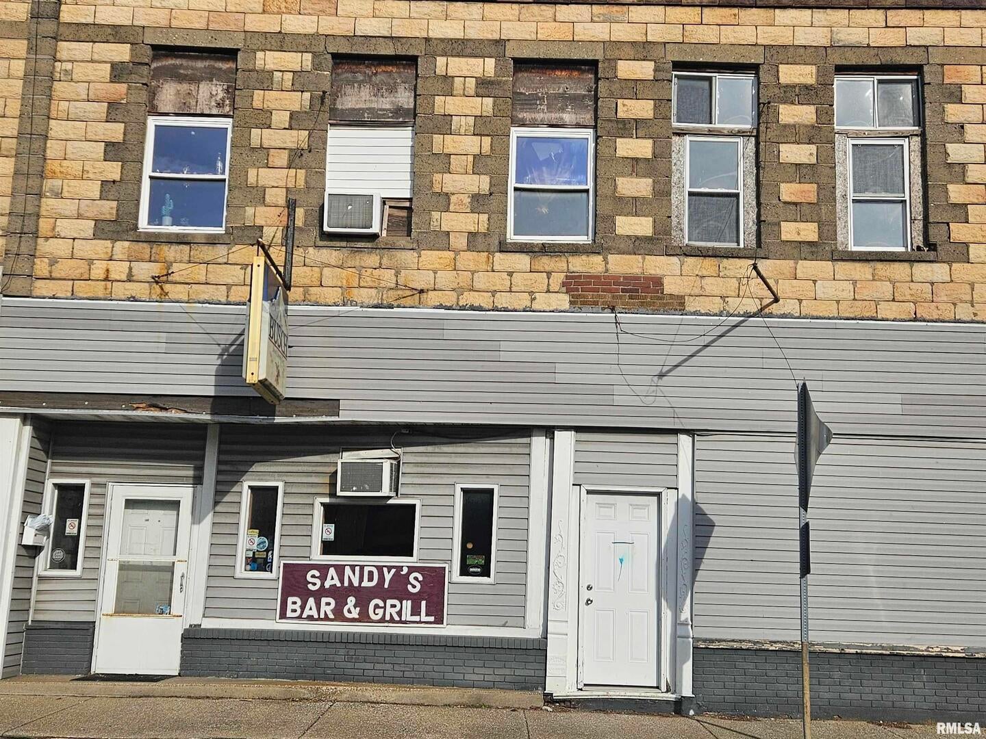 109 E Main Street — photo