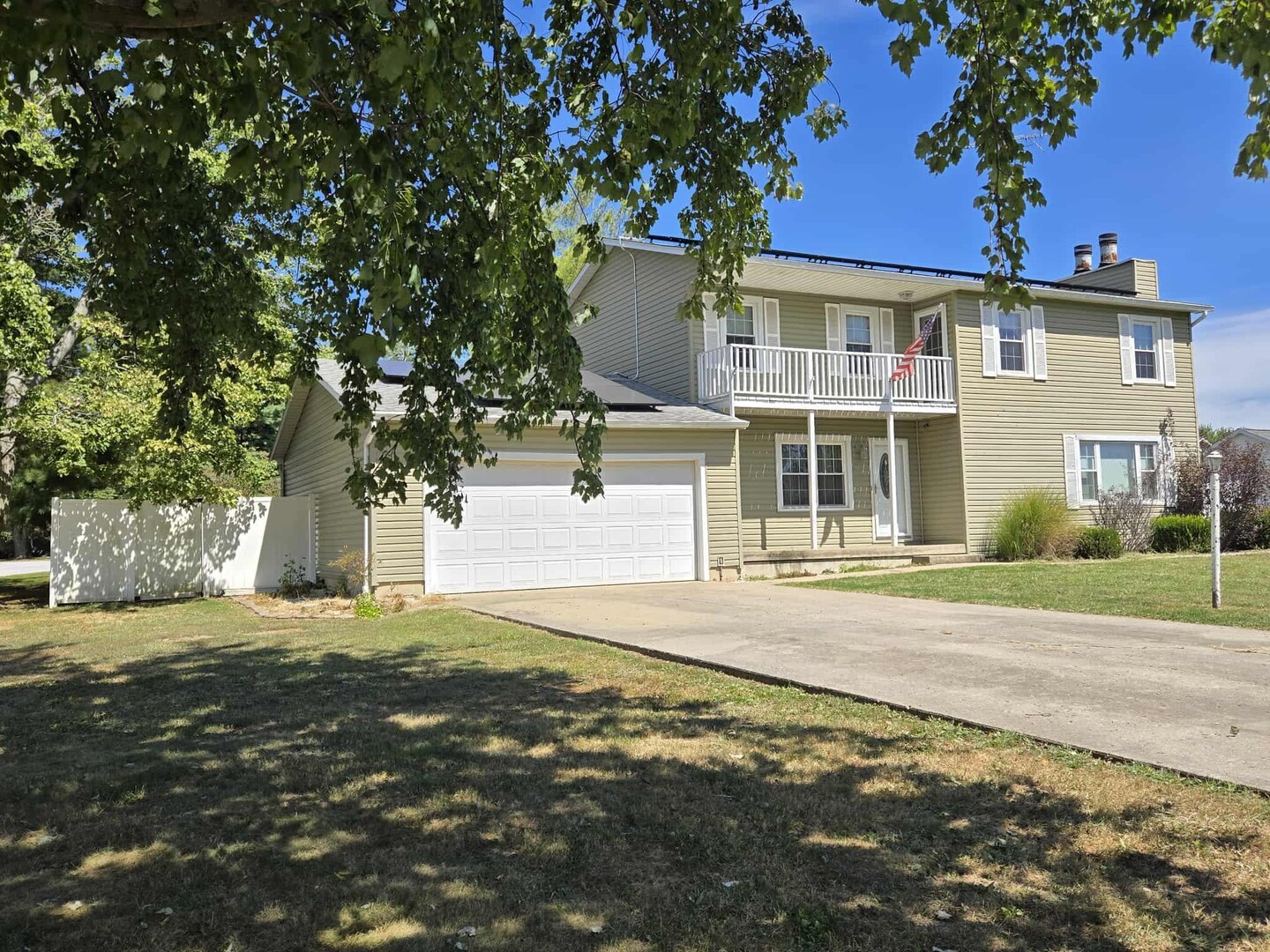 108 Mockingbird Lane — photo
