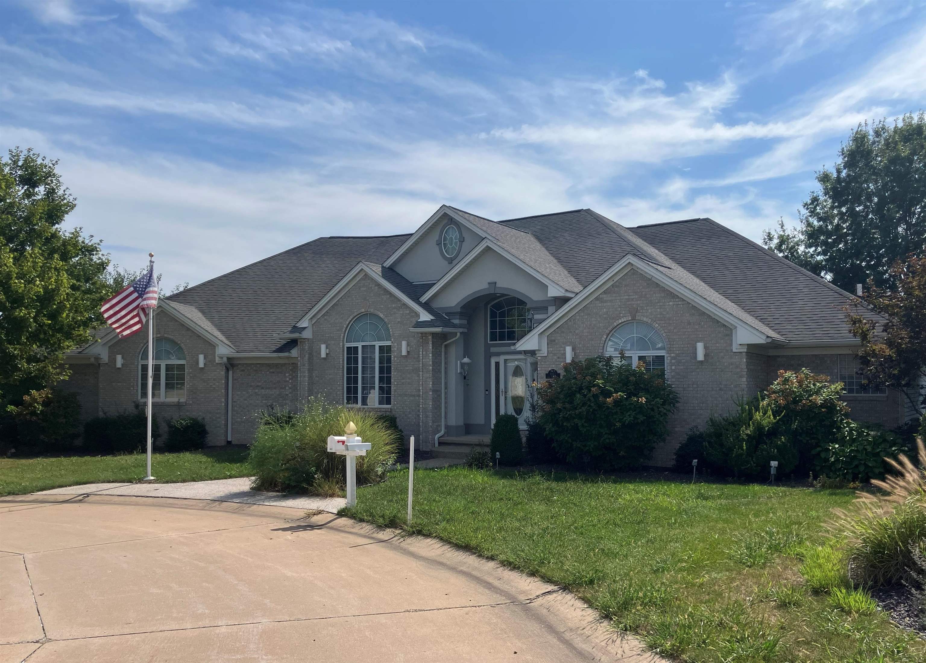 4932 Lake View Drive — photo