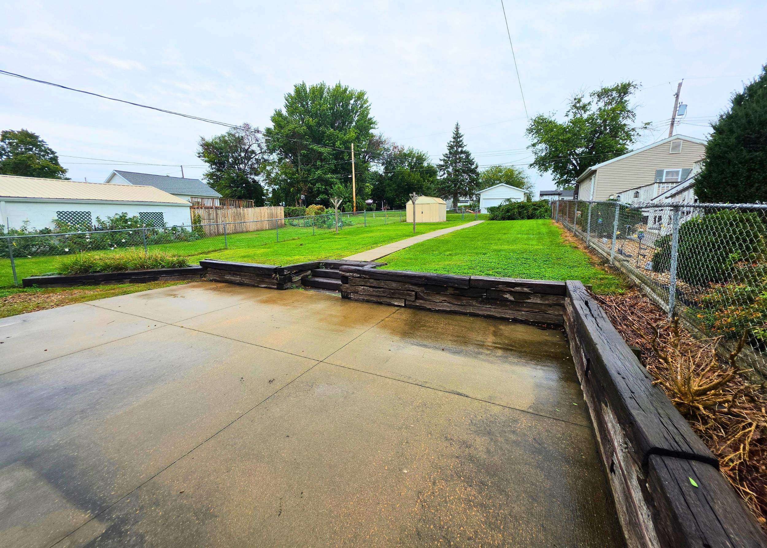 Home in Quincy, IL 62301 — photo 3