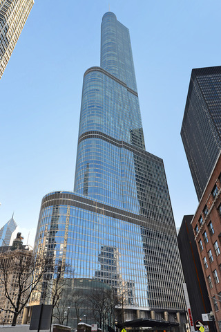 401 N Wabash Avenue 1842 — photo