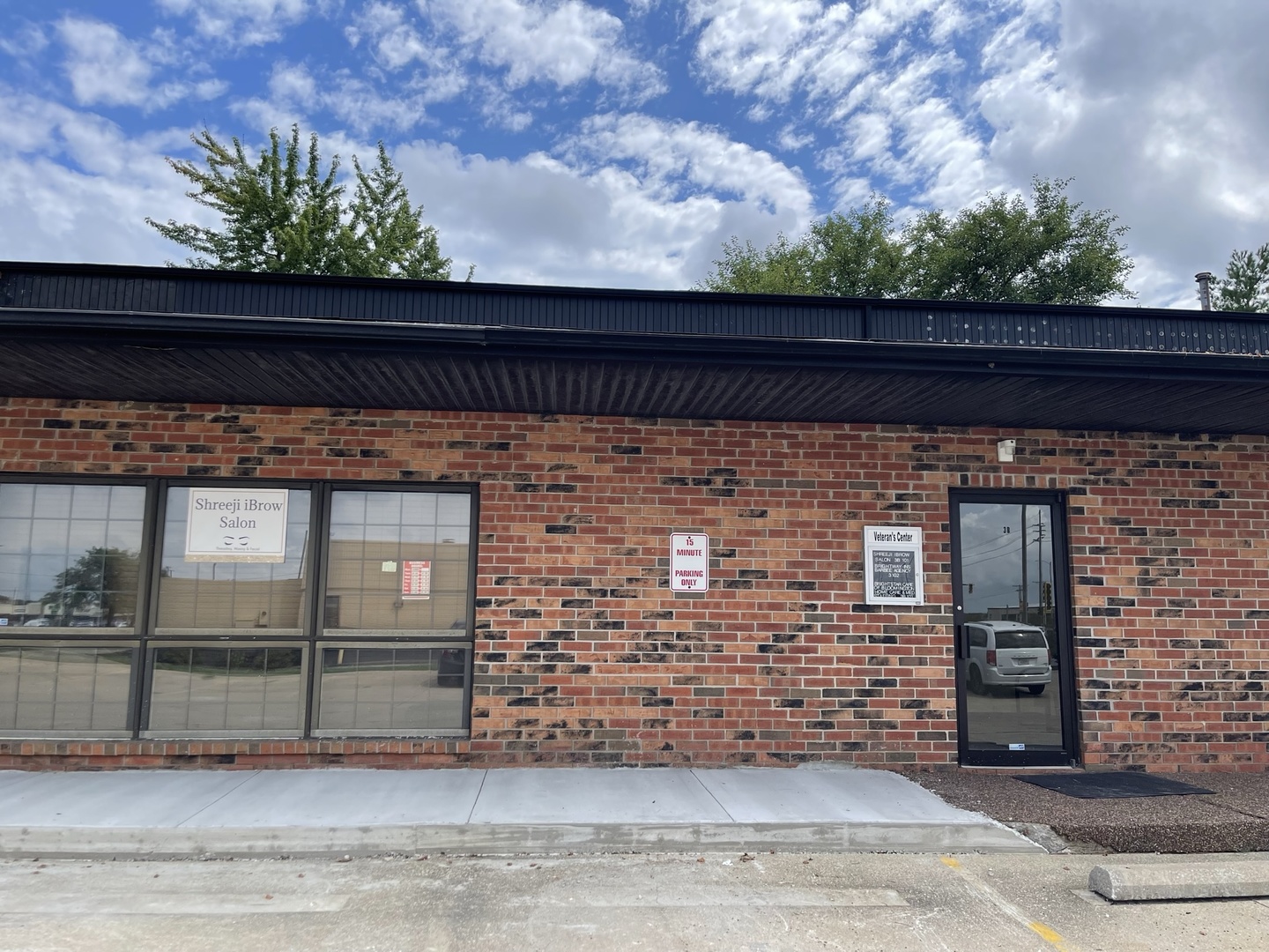 1319 Veterans Parkway 3-B102 — photo