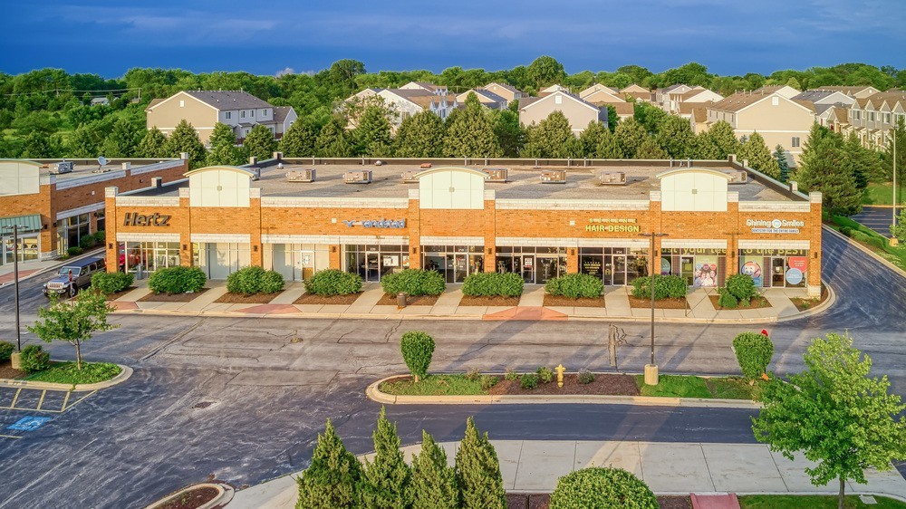 222 N Bolingbrook Drive — photo