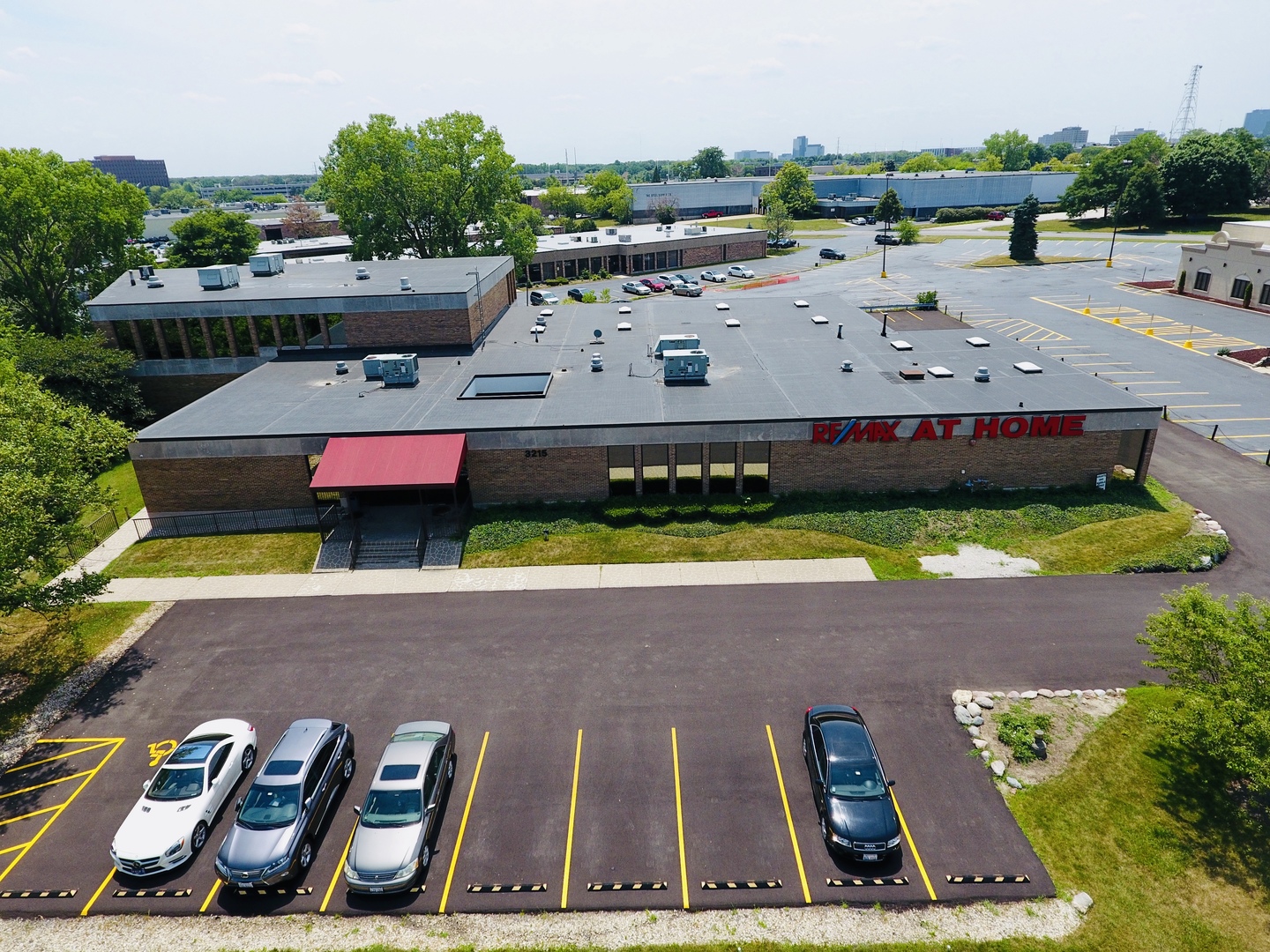 3215 Algonquin Road a12 — photo