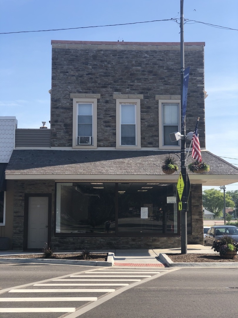 201 W Main Street — photo