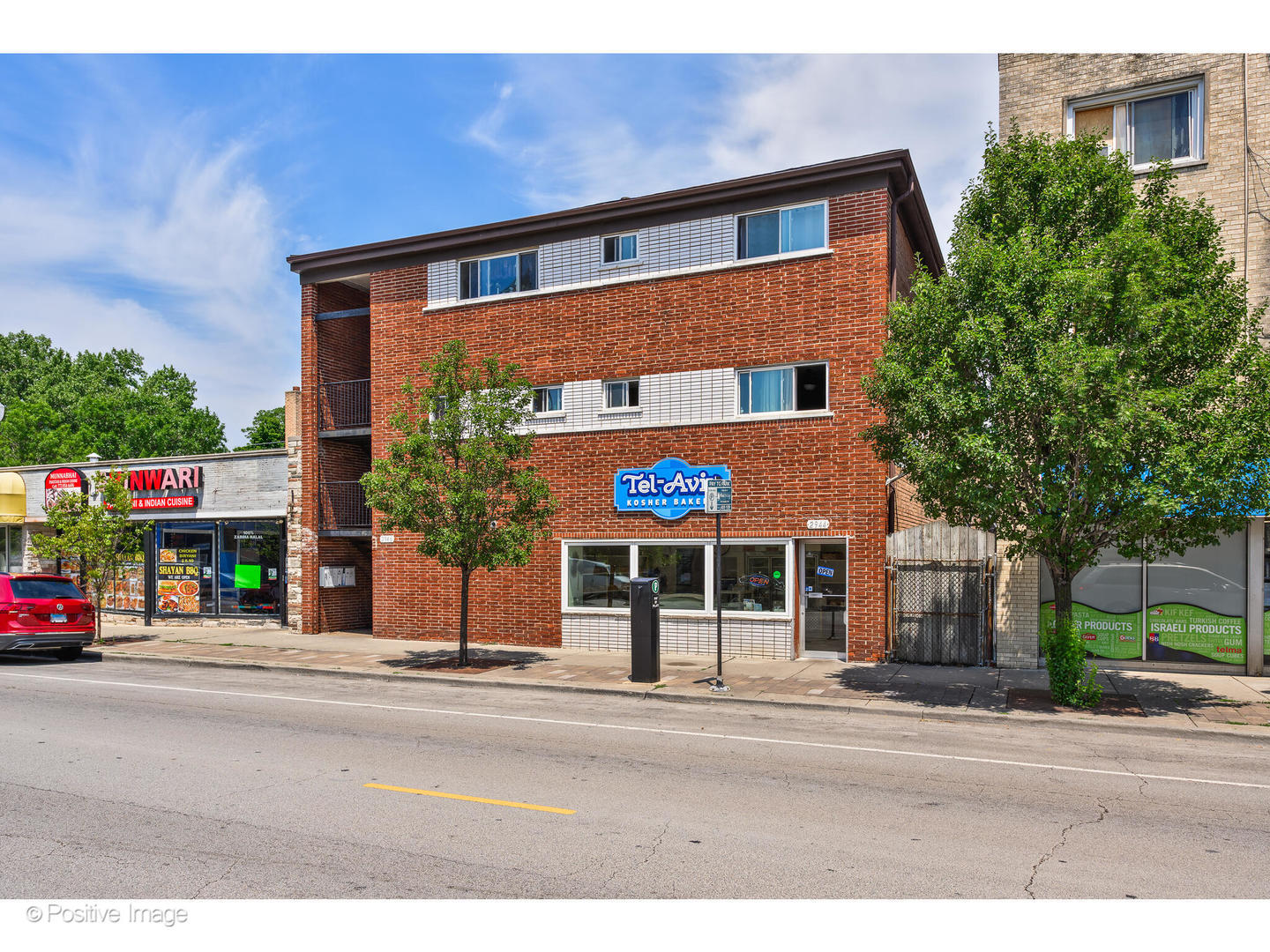 2944 W Devon Avenue — photo