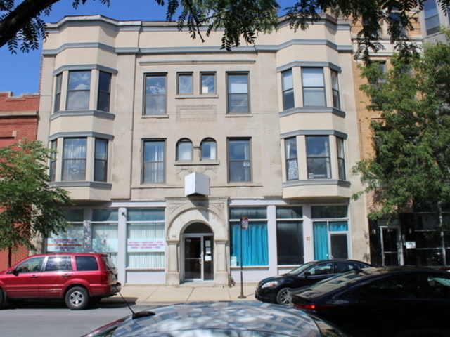 710 E 47th Street 303W — photo
