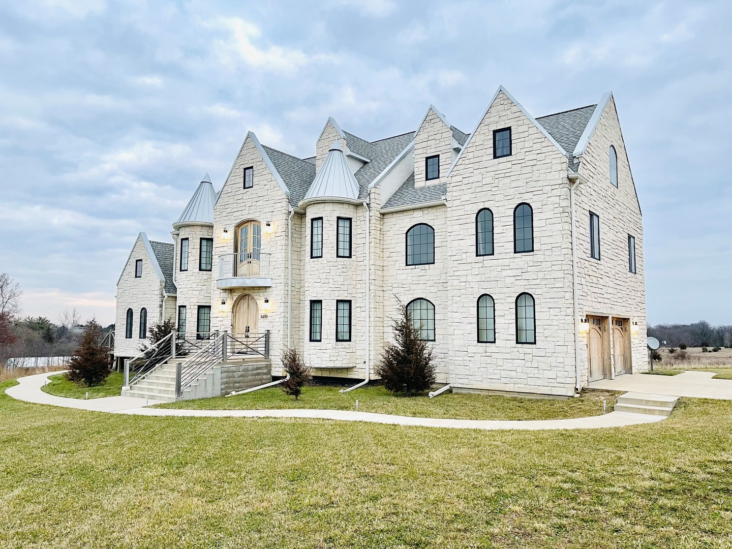 16810 Springfield Road — photo