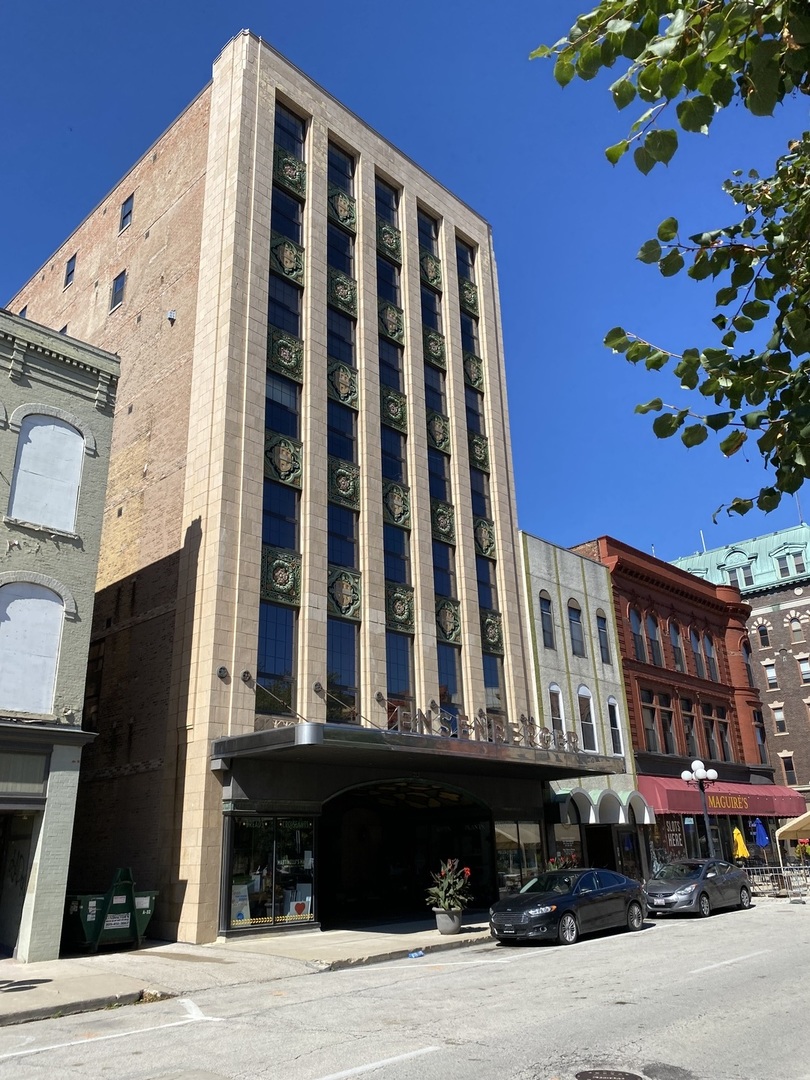 212 N Center Street 701 — photo