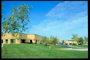 910 - 920 Woodlands Parkway — photo