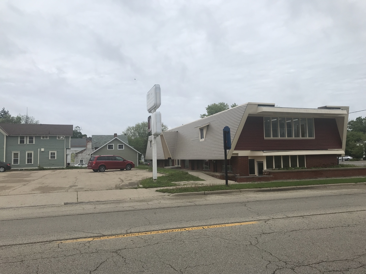 777 S Main Street All — photo