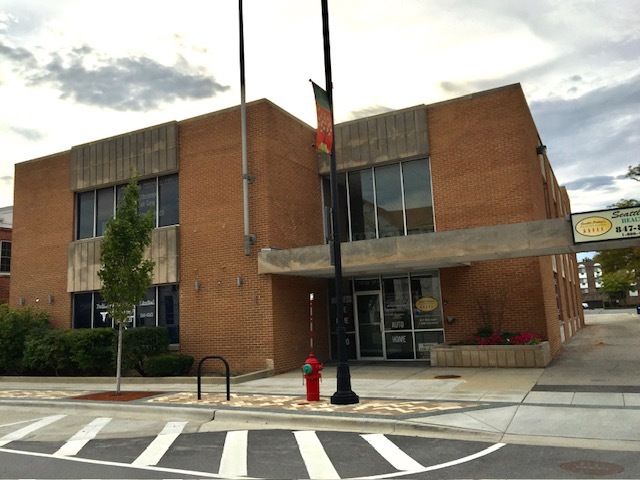 770 Lee Street 201 — photo