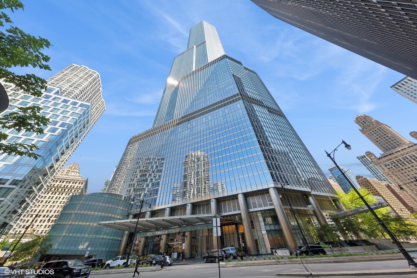 401 N Wabash Avenue 52C — photo