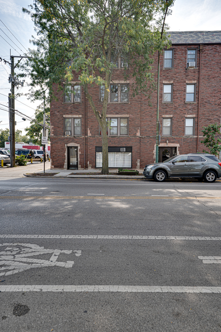 2415 W Pratt Boulevard C1 — photo