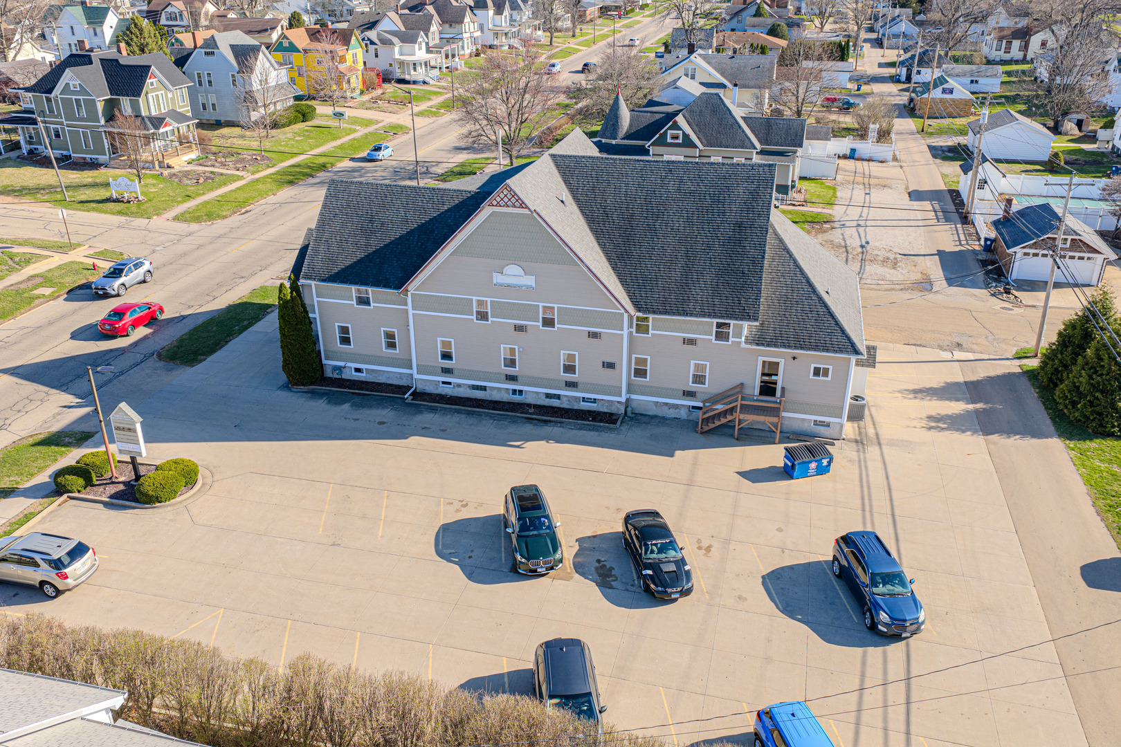 400 N Main Street — photo