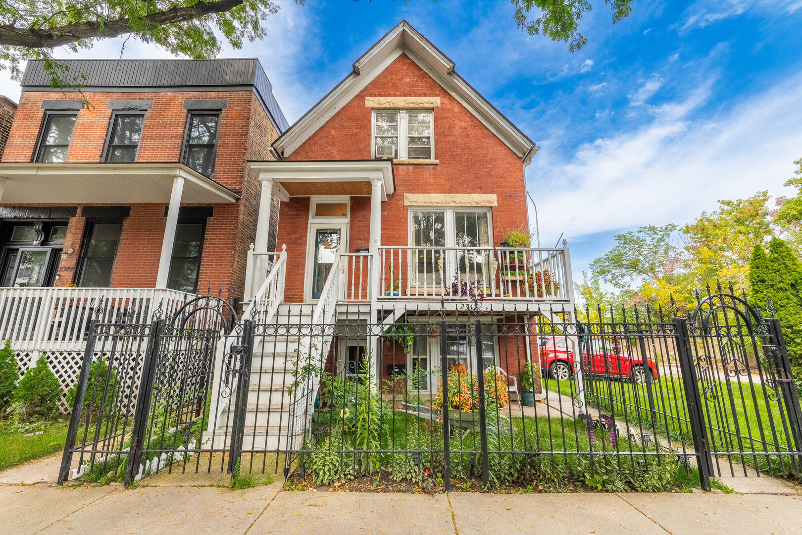 2342 W Altgeld Street — photo