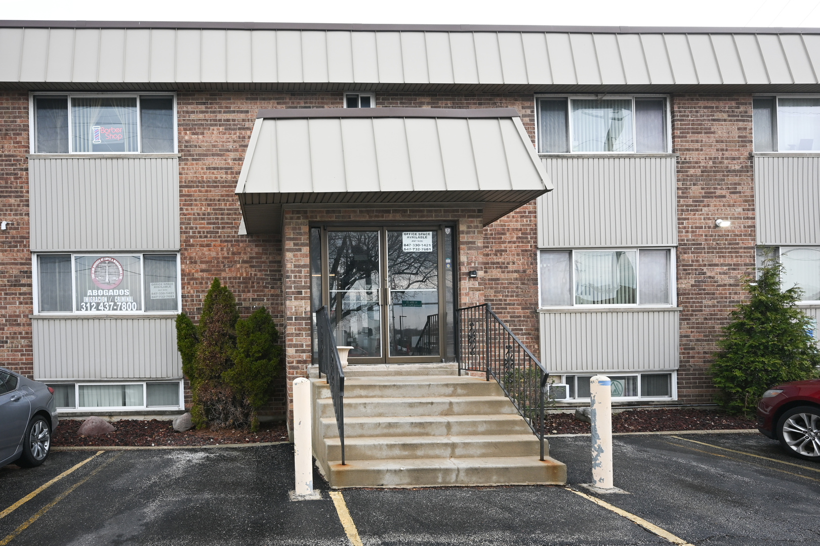 Home in Bensenville, IL 60106 — photo 3