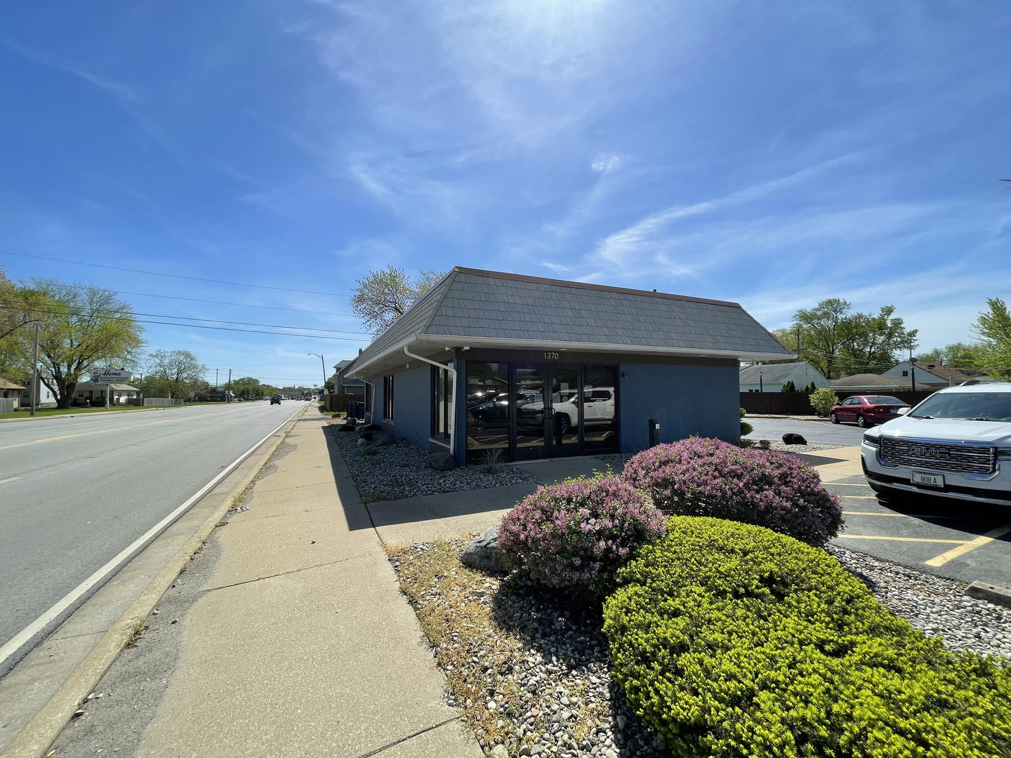 1370 W Court Street — photo