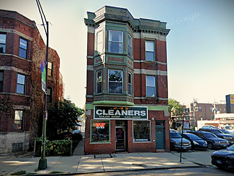 1953 W Roscoe Street — photo