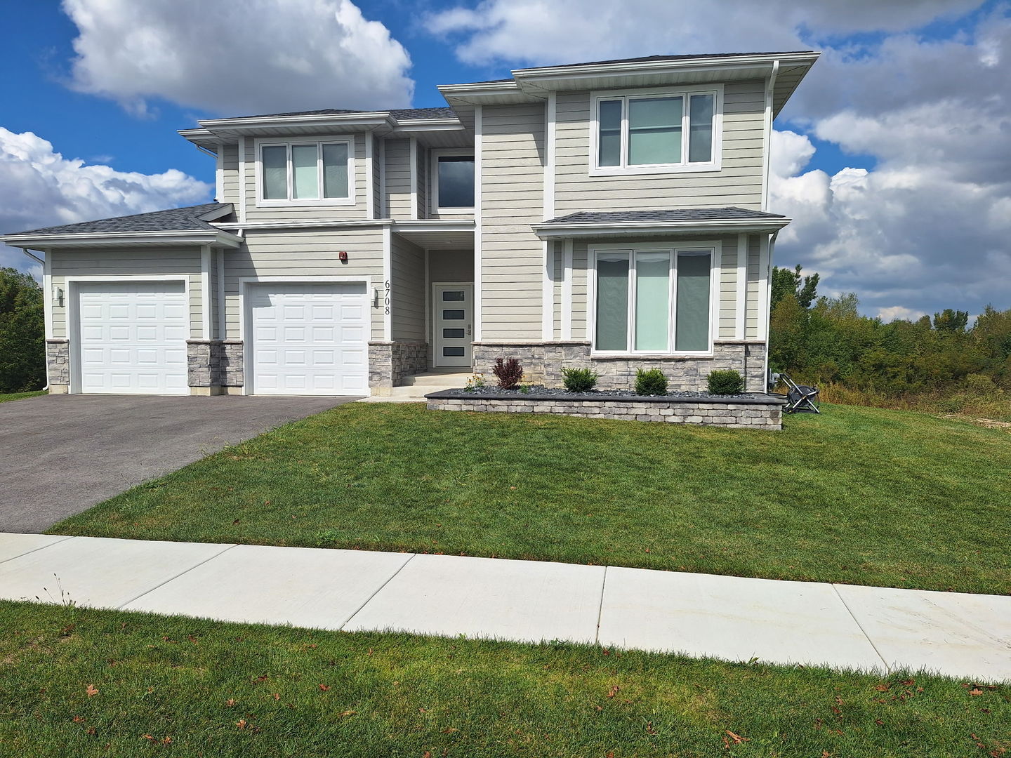 6704 Bridle Path Drive — photo
