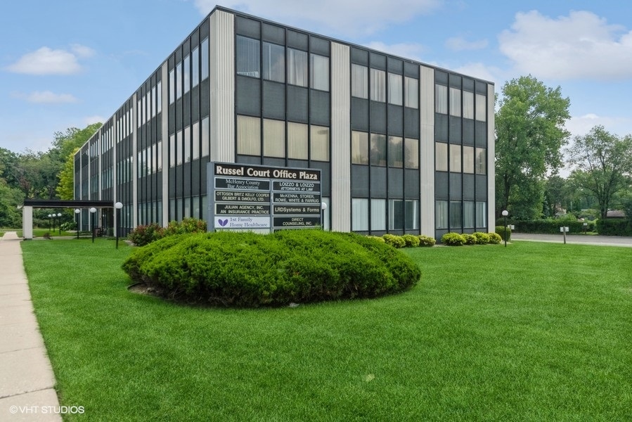 600 Russel Court — photo