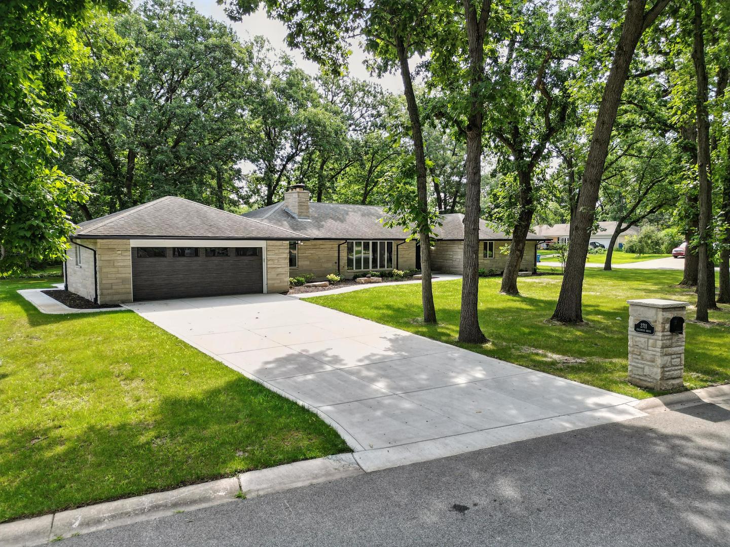 2711 Edgewood Drive — photo