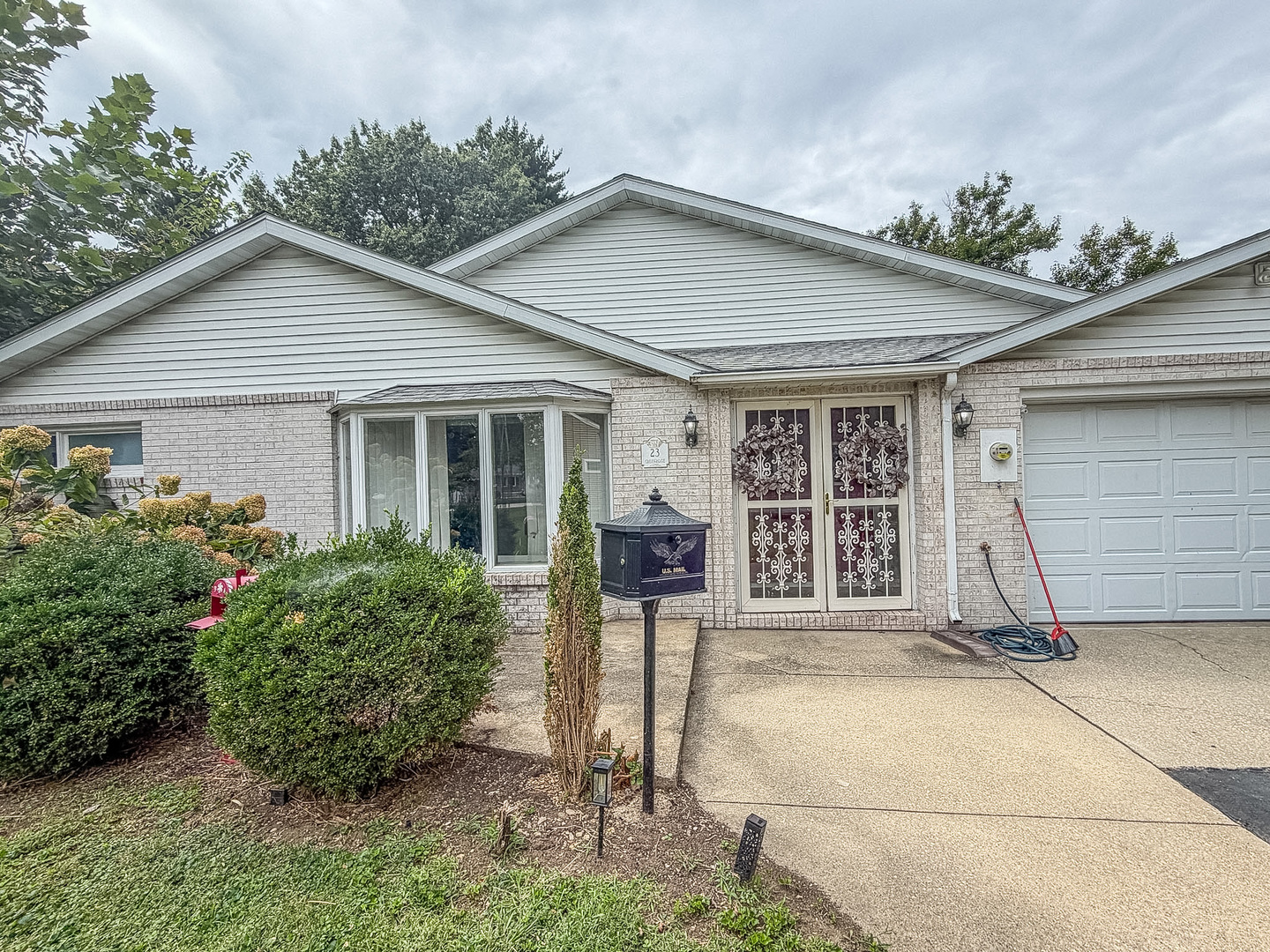 23 Greenridge Drive, Decatur, IL 62526 — photo 2