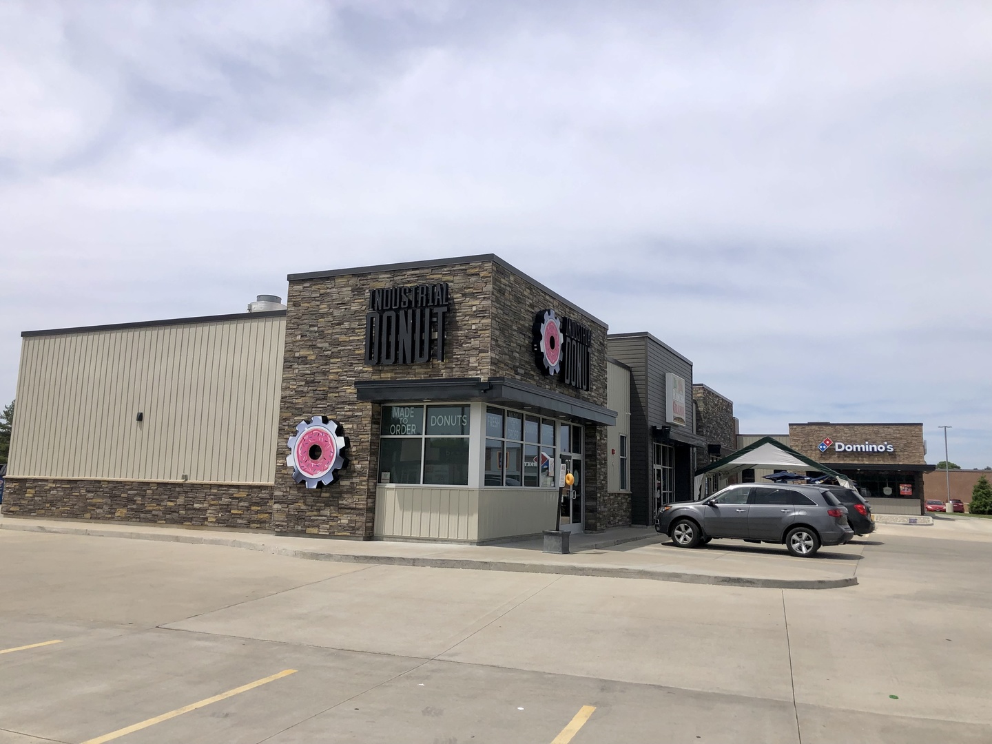501 Commerce Drive — photo
