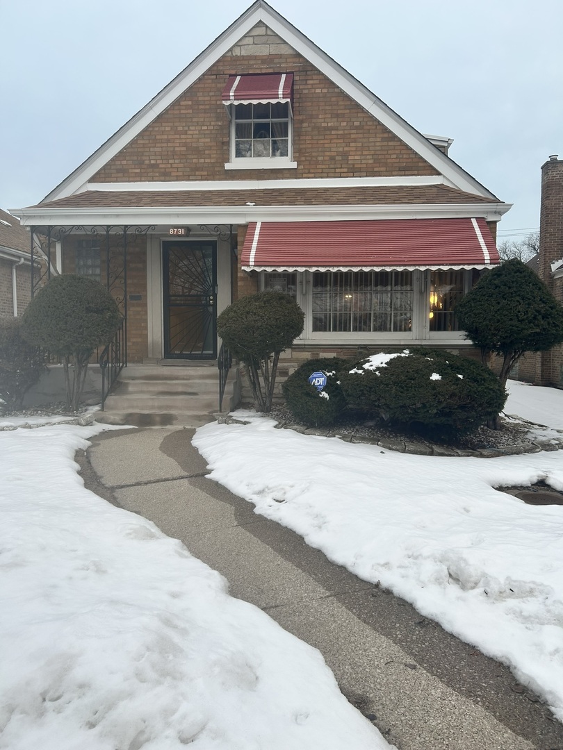 8731 S Clyde Avenue — photo