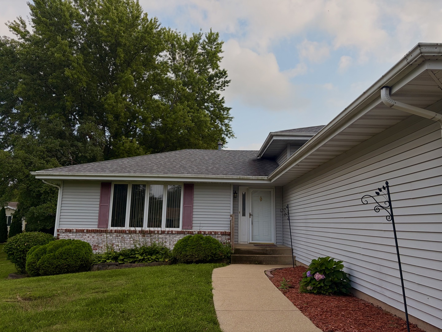 2215 Wheatland Terrace — photo