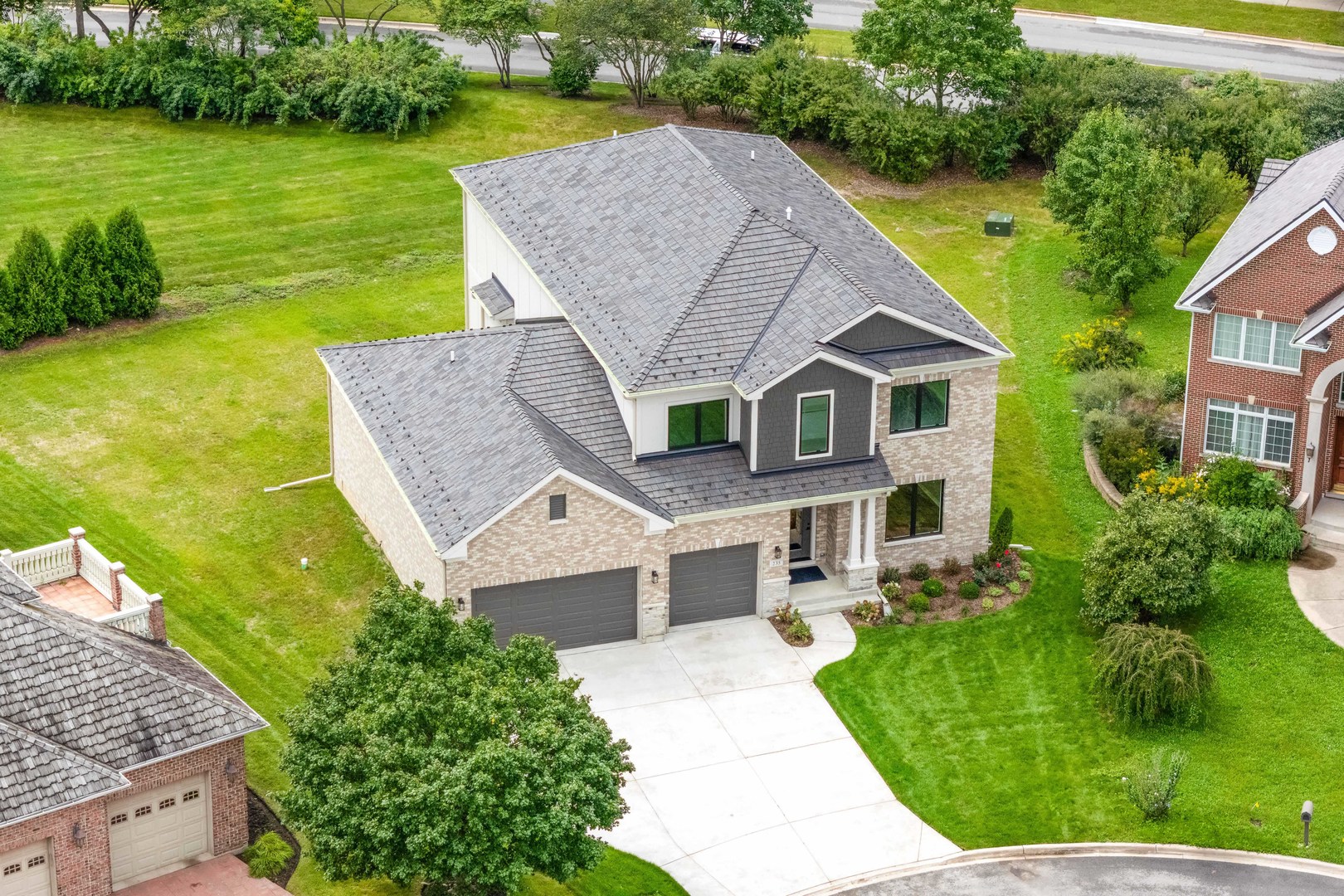 235 Plainfield Court — photo