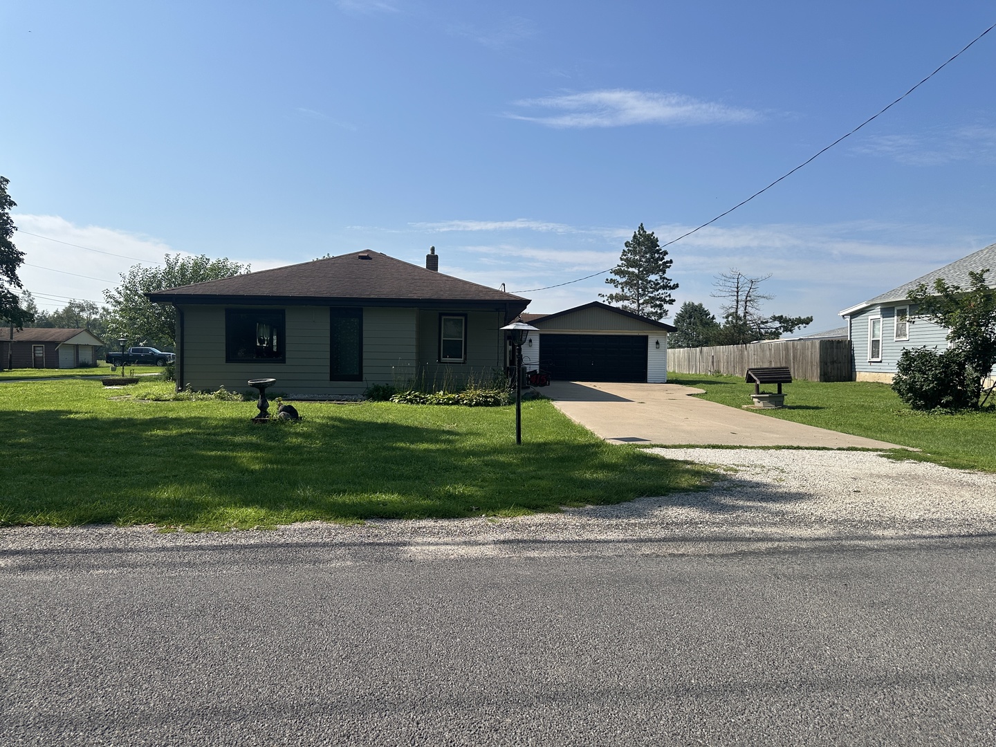 415 W Livingston Road — photo