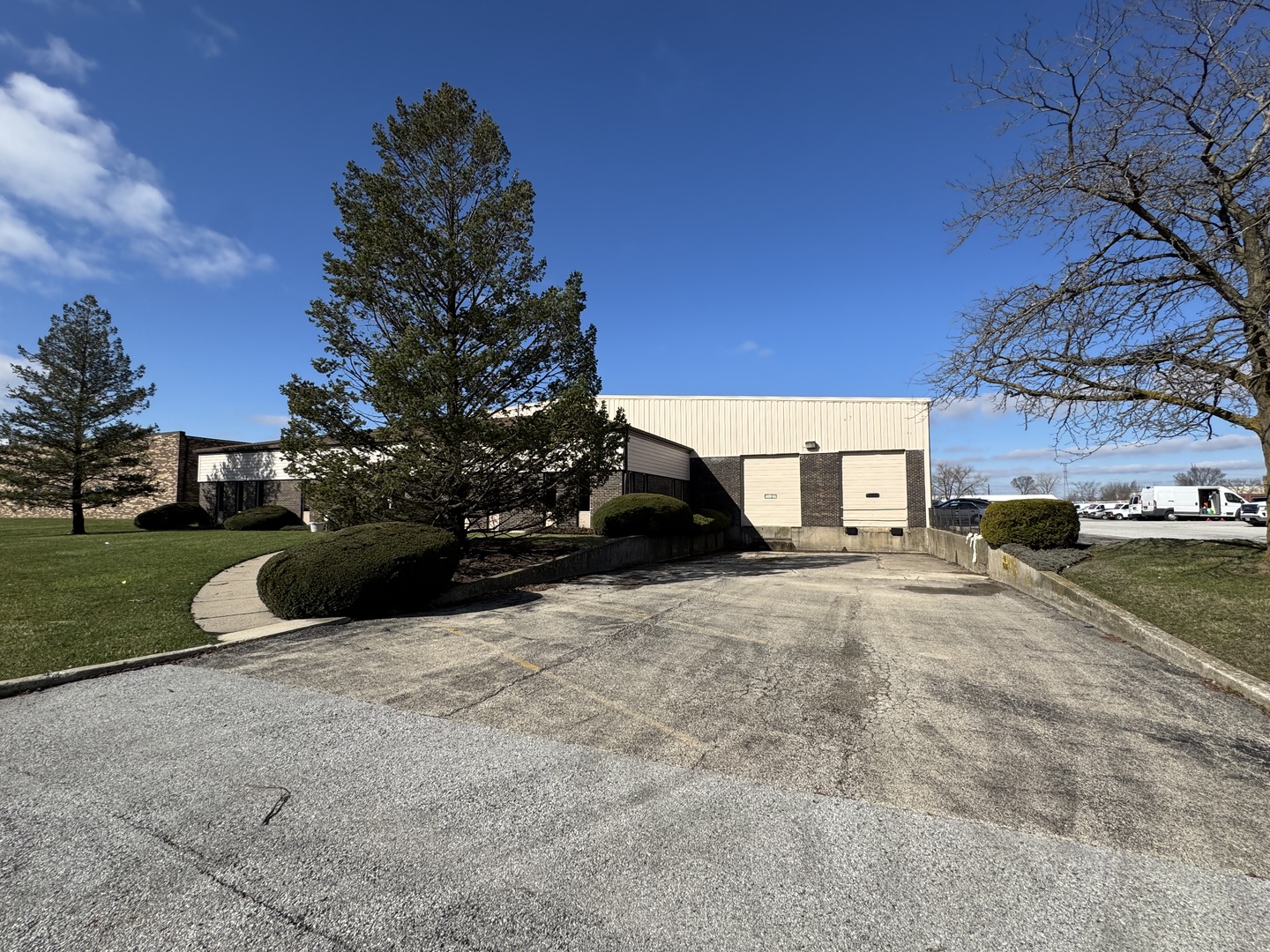 Home in Frankfort, IL 60423 — photo 3