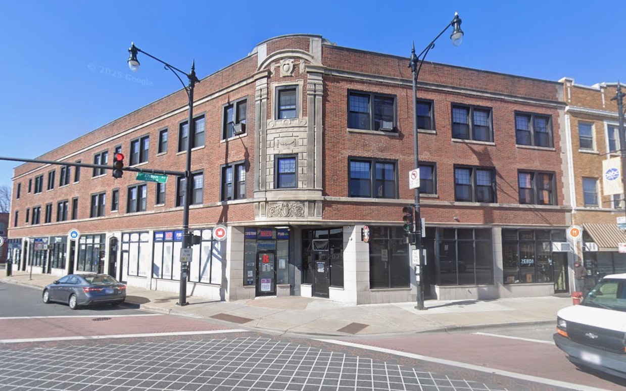 4312 N Pulaski Road — photo