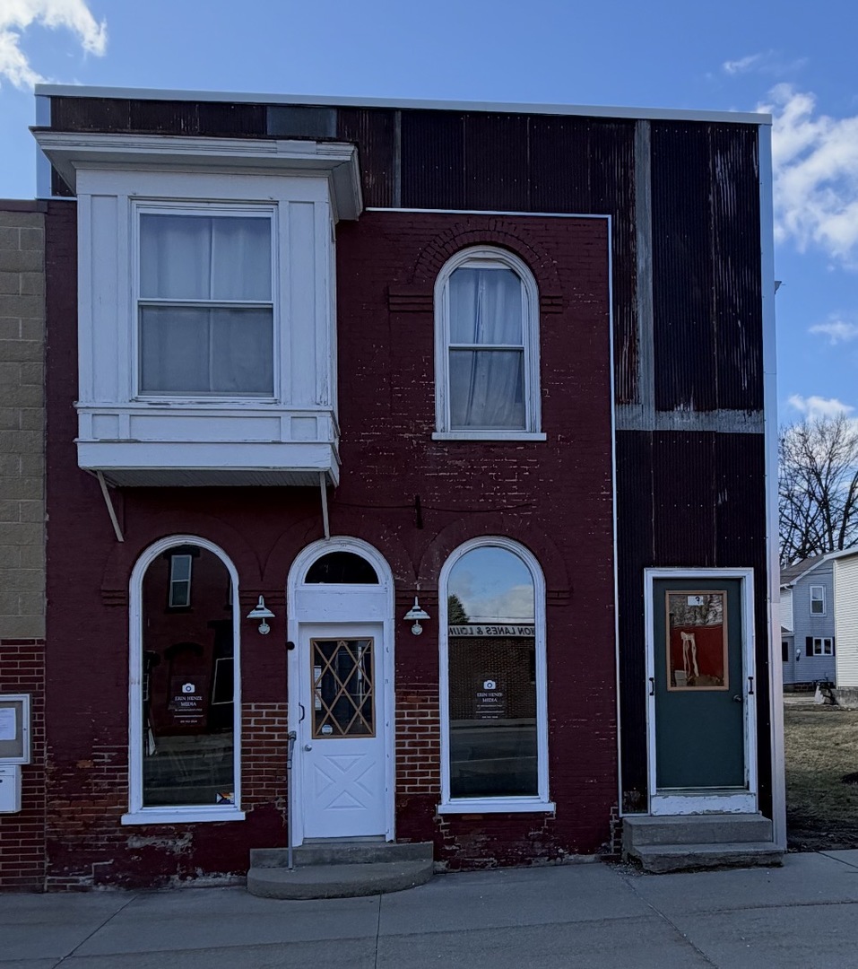 13 E Market Street — photo