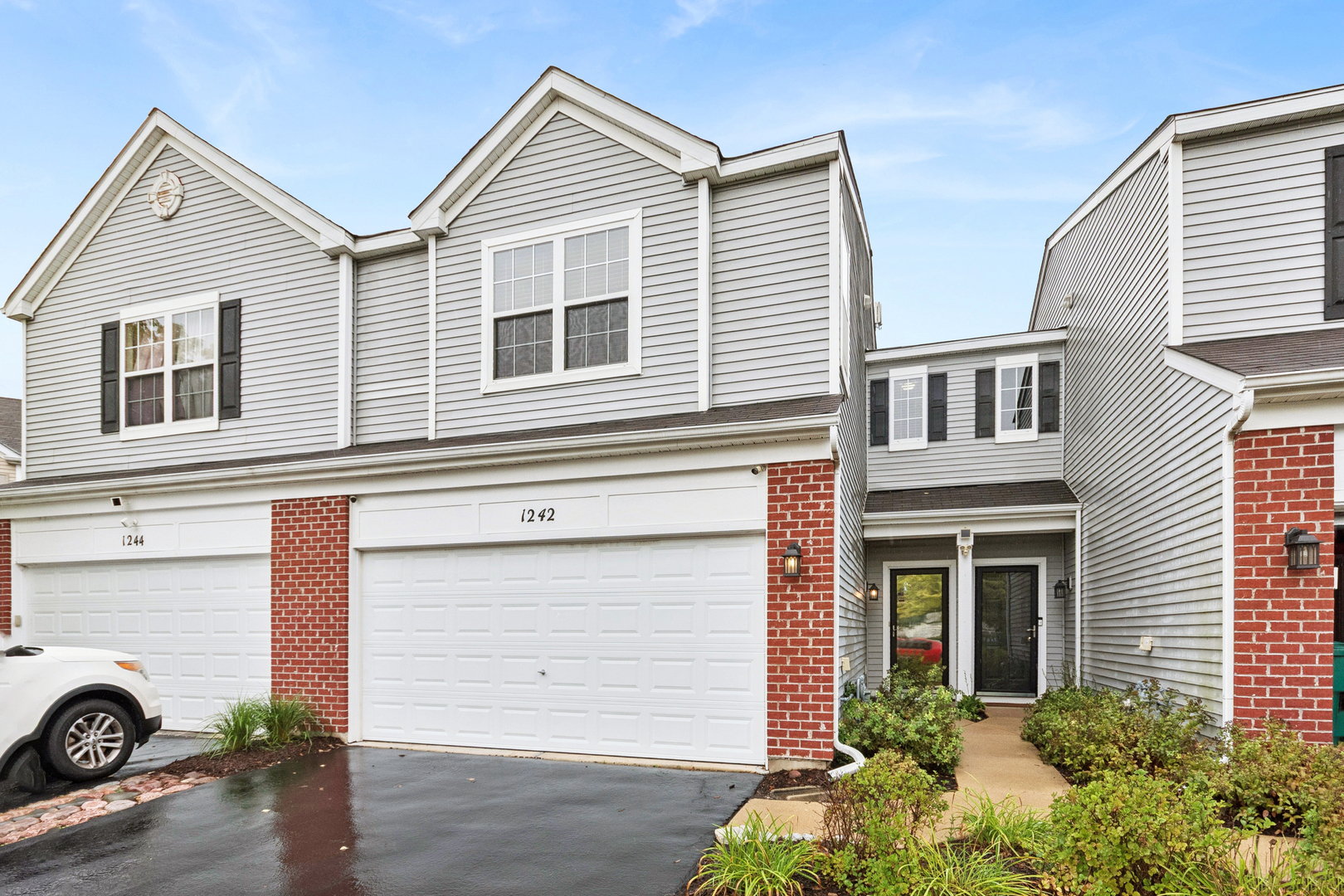 1242 Courtland Circle — photo