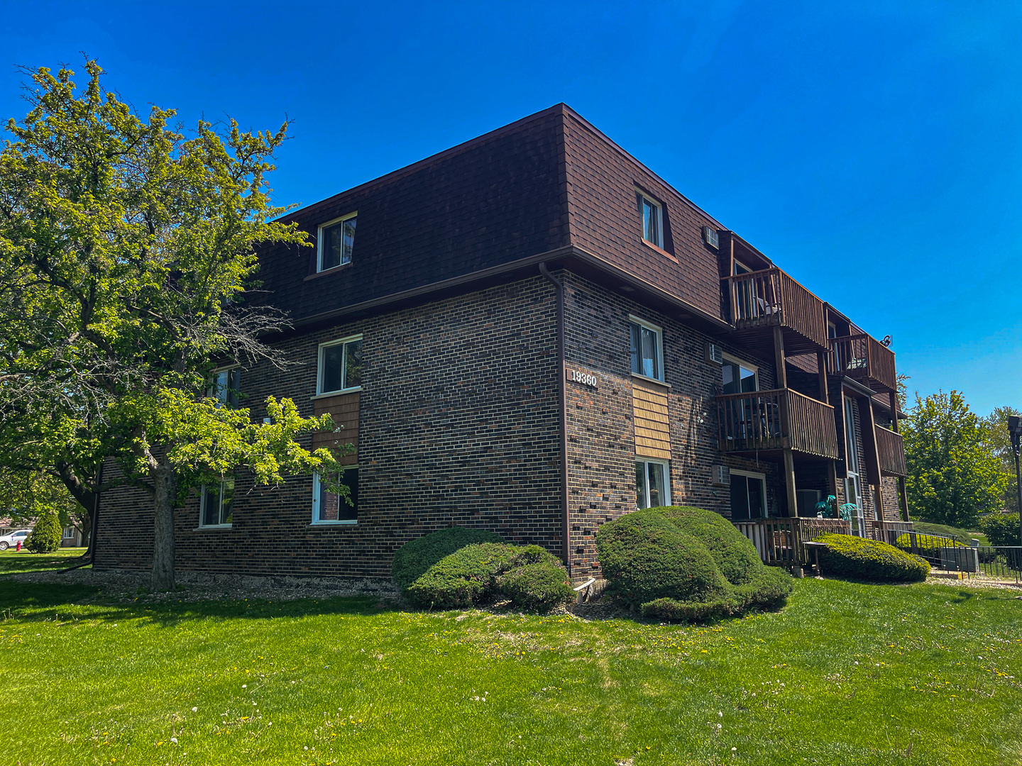 19360 Wolf Road 8 — photo