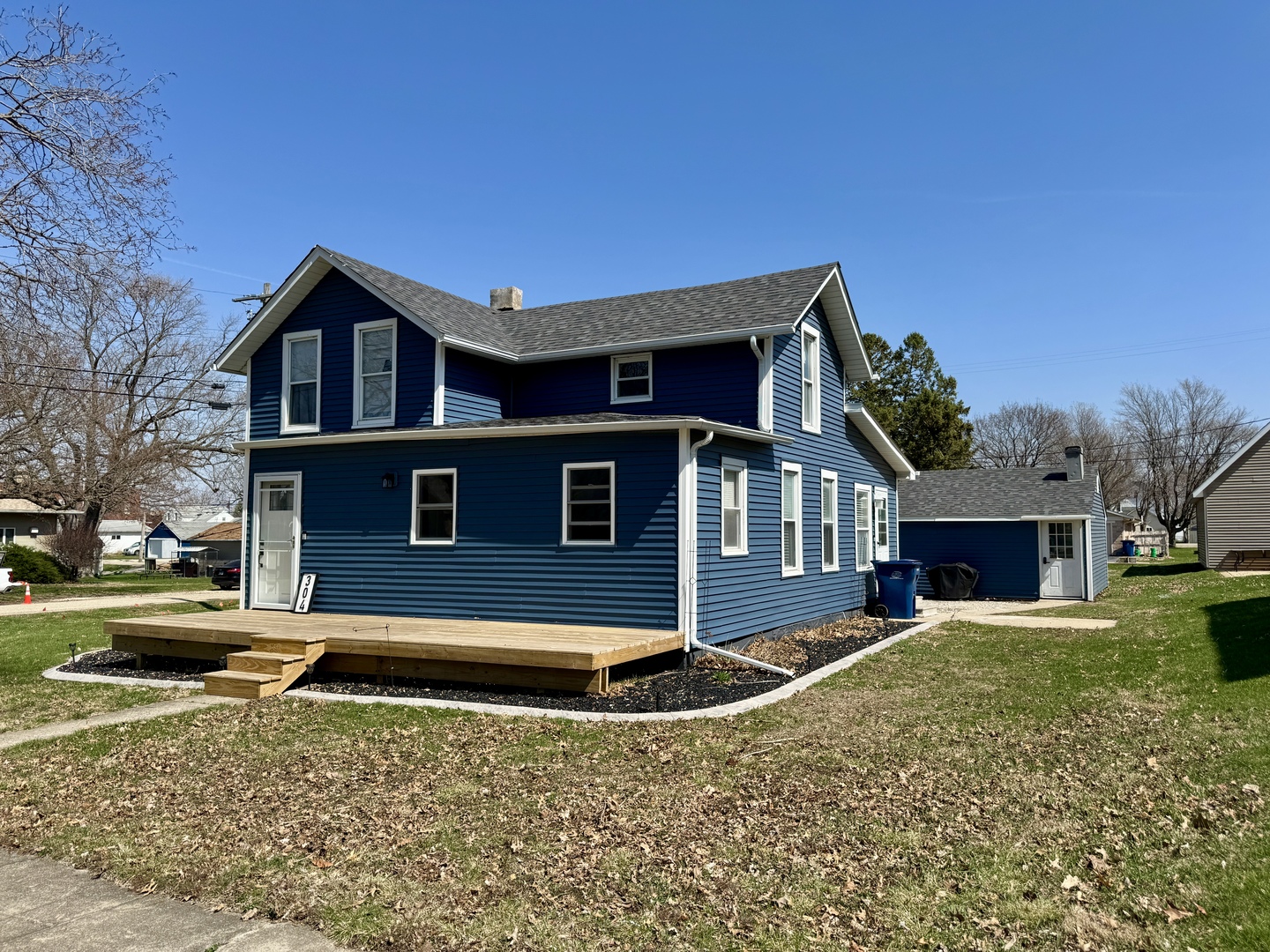 304 S Church Street — photo