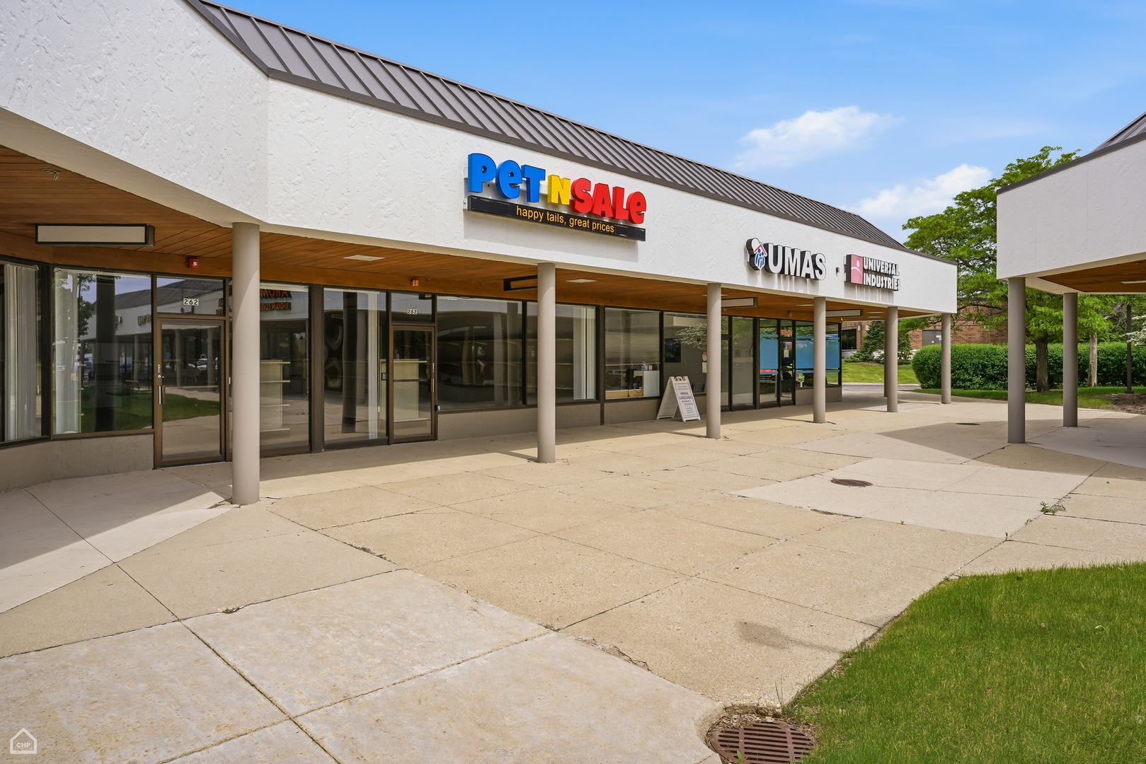 264 Hawthorn Village Commons — photo
