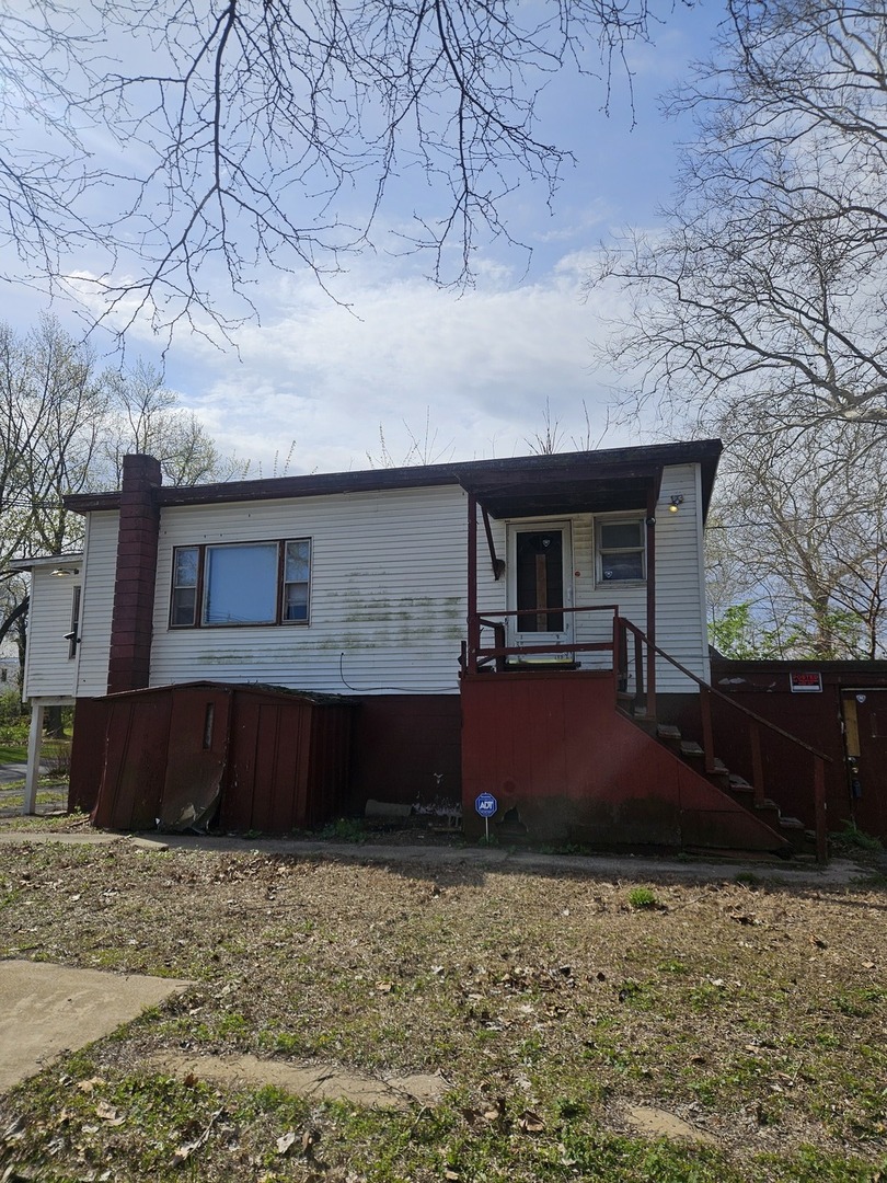 507 Crystal Lake Drive — photo