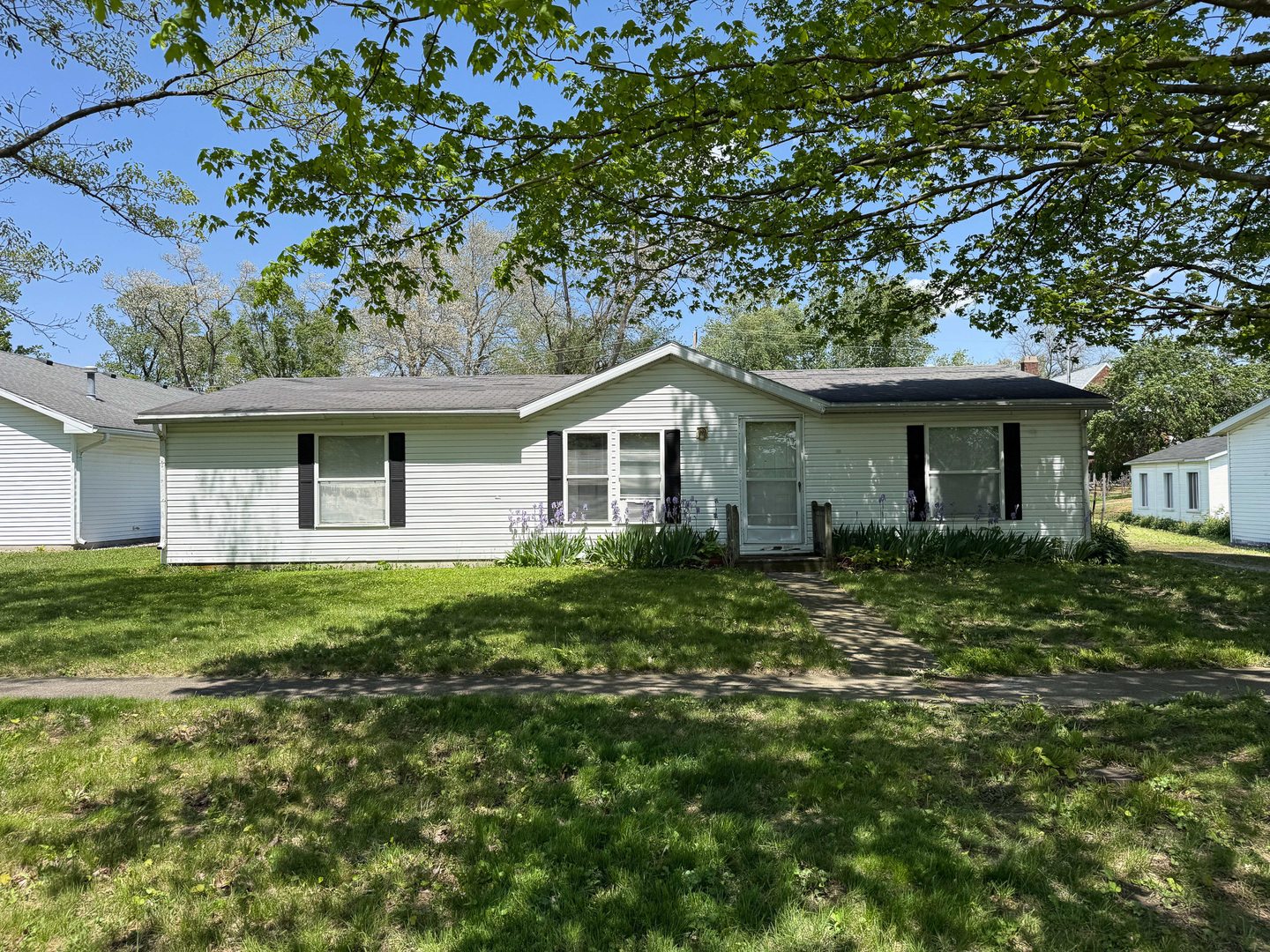 155 E Concord Street — photo