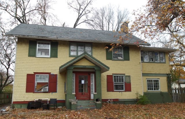338 W Decatur Street, Decatur, IL 62522 — photo 2