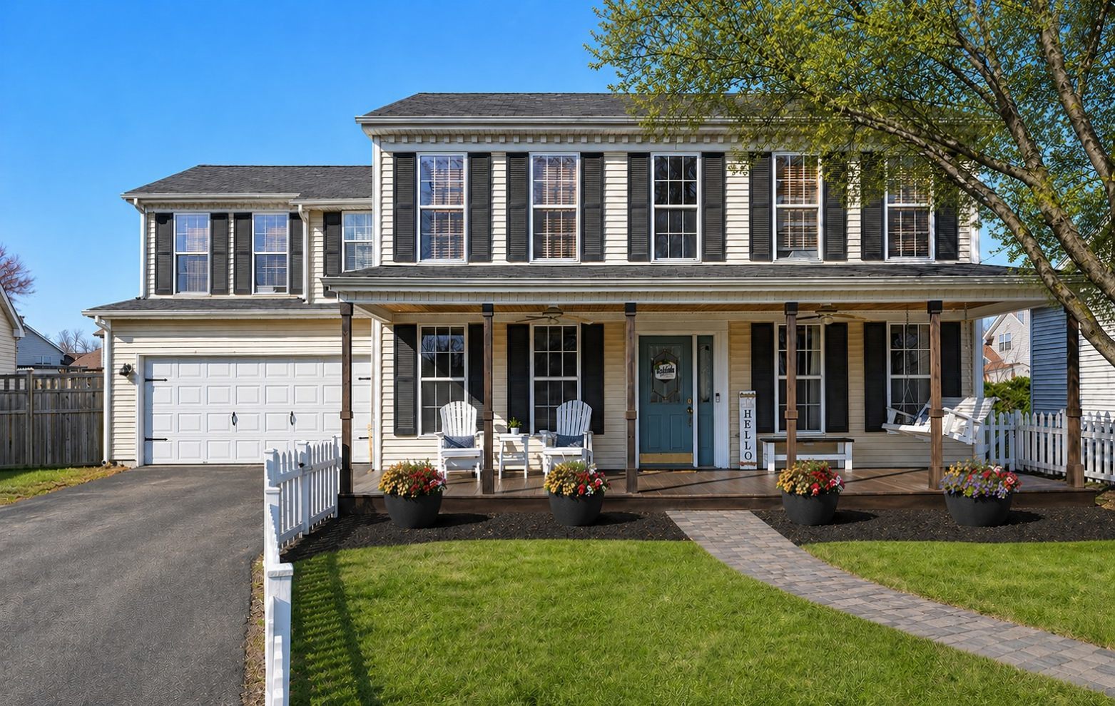 123 Eisenhower Drive — photo