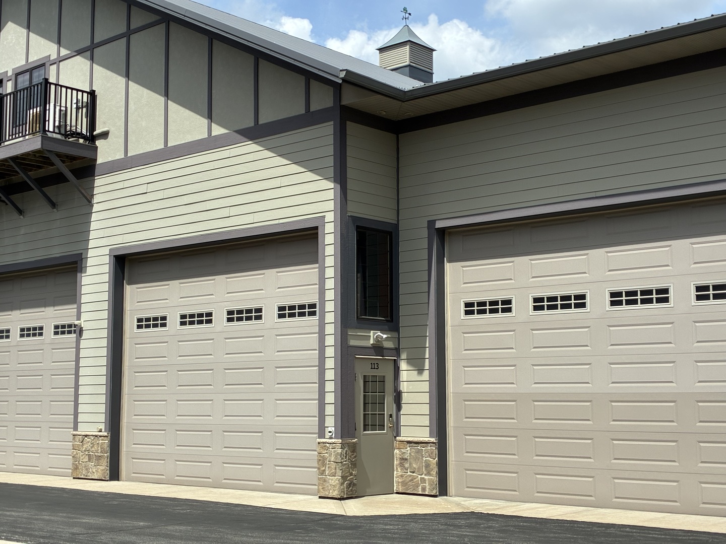 2228 Ferry Road 113 — photo
