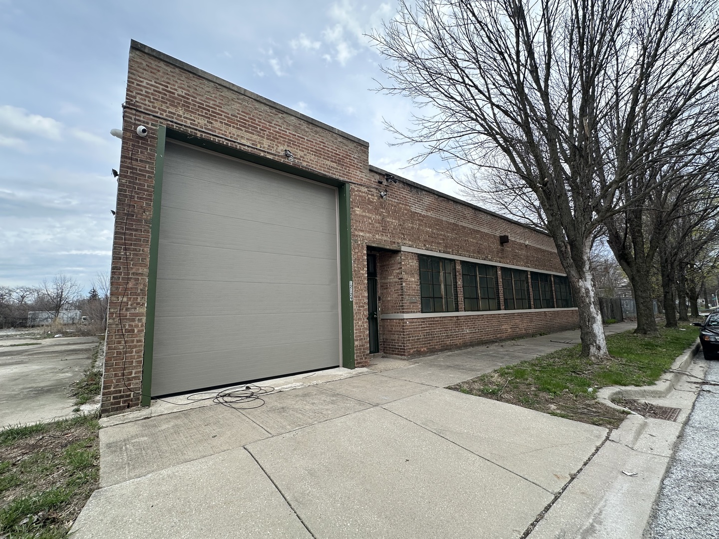 12129 S Peoria Street — photo