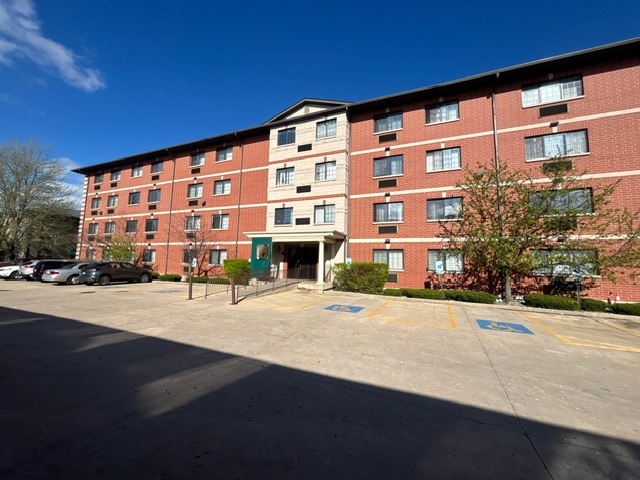 3370 W Brooke Avenue 218 — photo