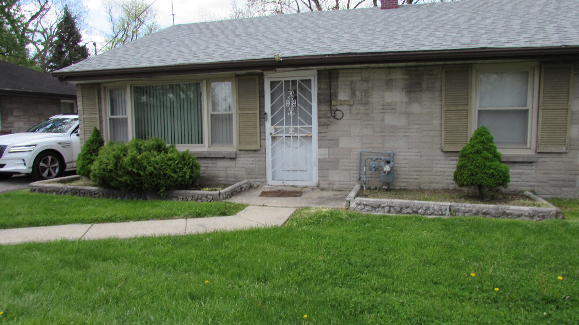 15270 State Street — photo