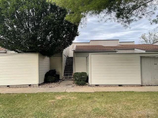 6831 N Frostwood Parkway 82 — photo