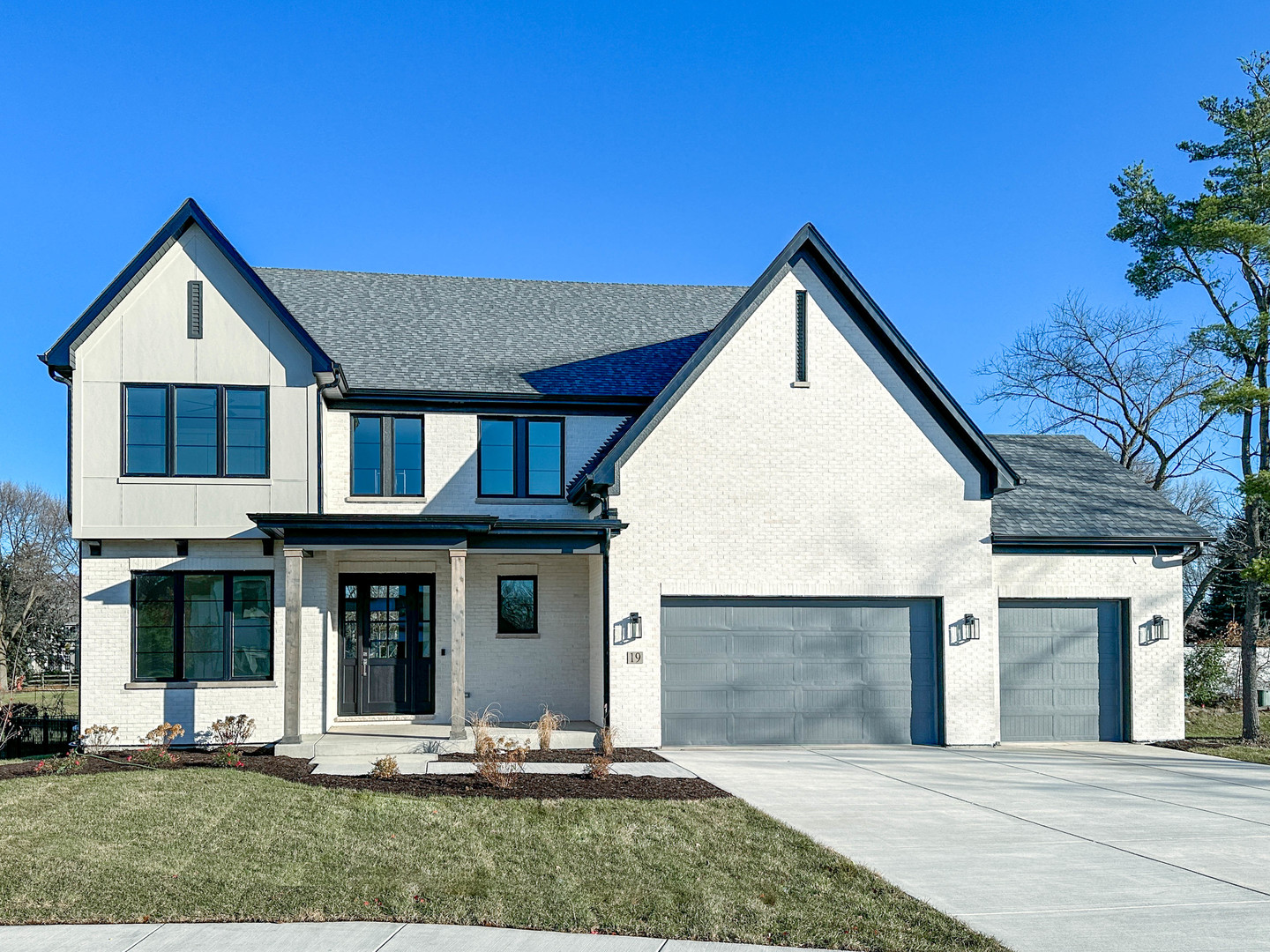 15738 Creekview Drive — photo